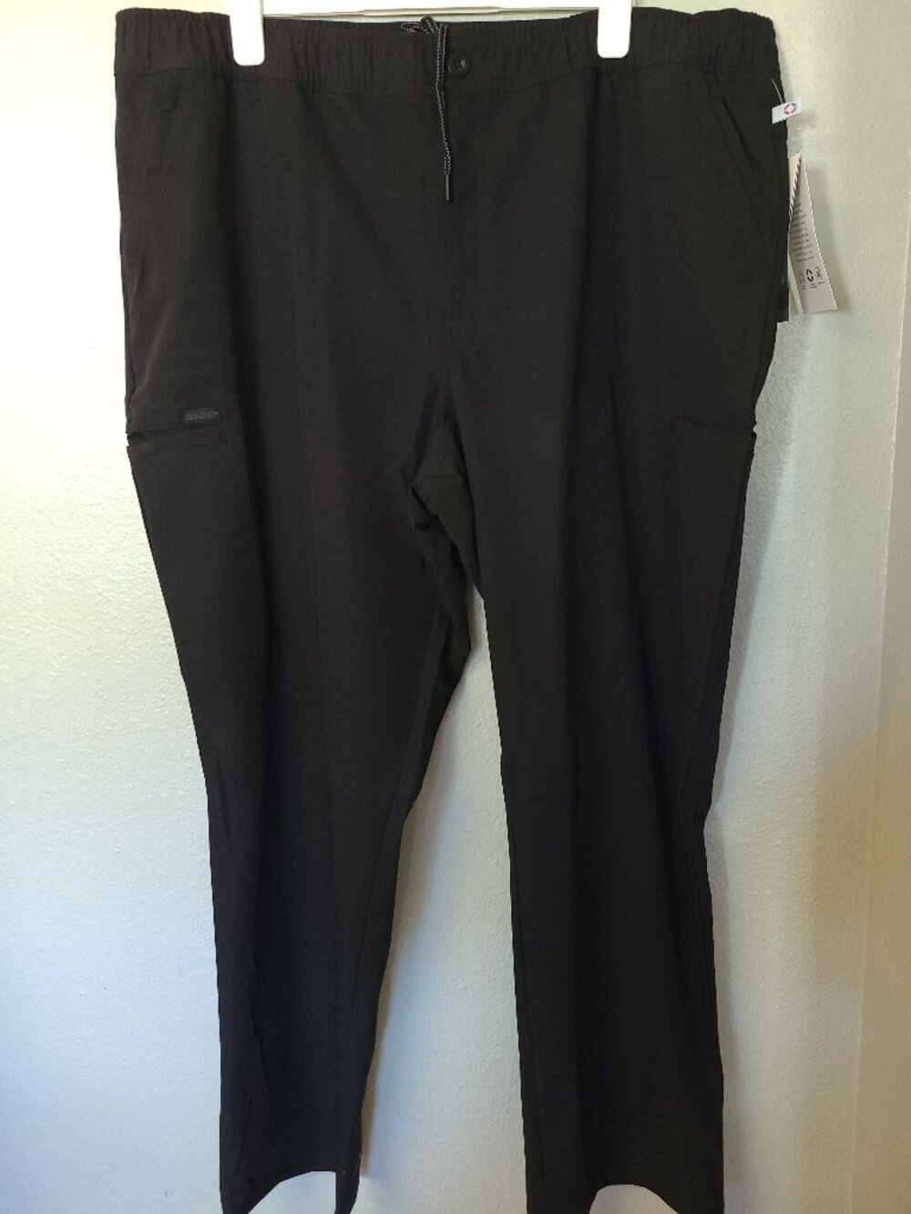Cherokee Euphoria Mens Modern Fly Front Cargo Pant